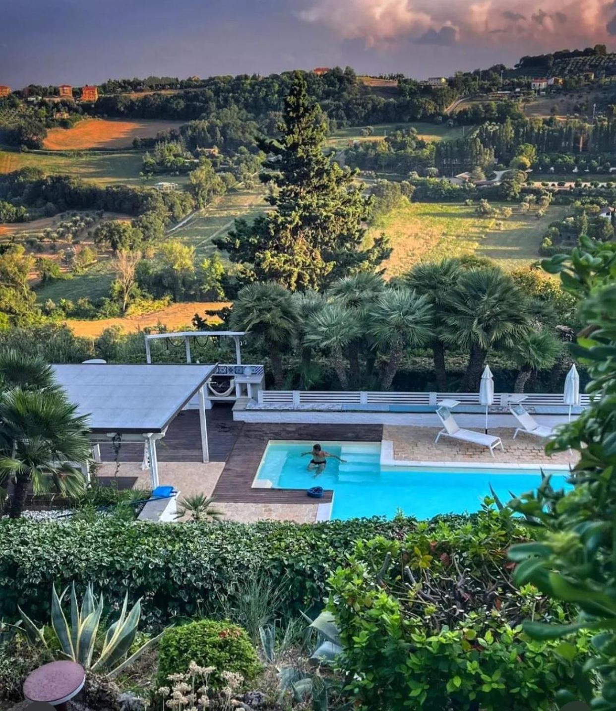 Villa Silvio Civitanova Alta Екстер'єр фото